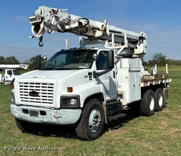 2006 Chevrolet C8500 Digger Derrick Truck