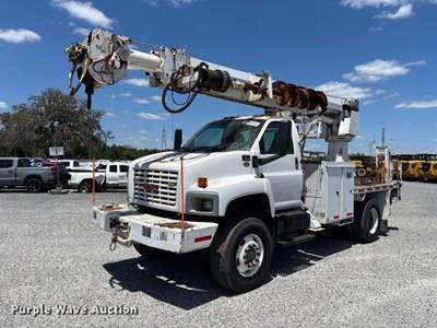 2006 GMC C8500 Digger Derrick Truck