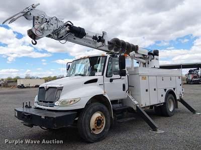 2012 International MA035 Digger Derrick Truck