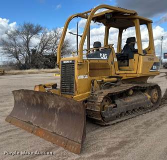 2005 Caterpillar D3G XL Dozer