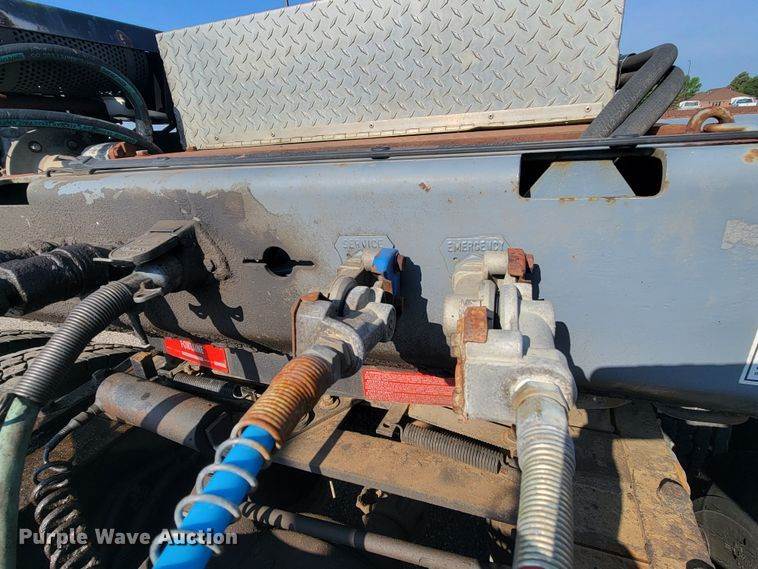 2007 Load King HFT70 Drop Deck Equipment Trailer For Sale Pierre, SD