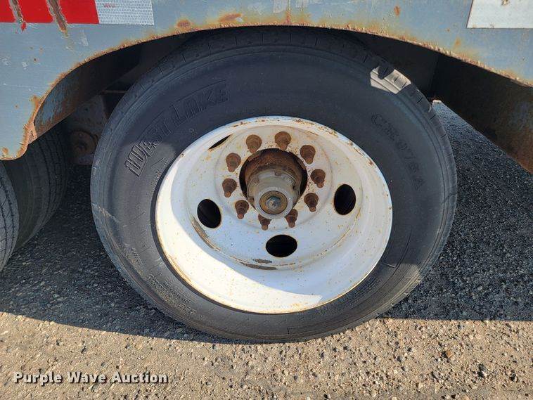 2007 Load King HFT70 Drop Deck Equipment Trailer For Sale Pierre, SD