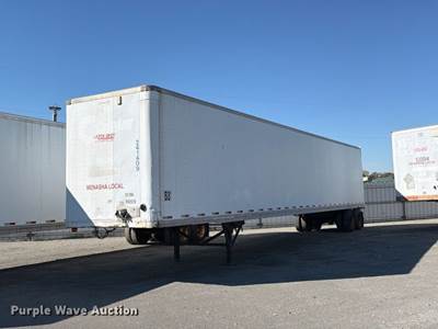 2004 Strick dry Van Trailer
