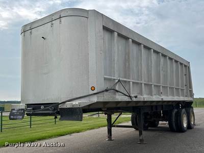 1989 Travis 28FT-S-96-FT-TA End Dump Trailer