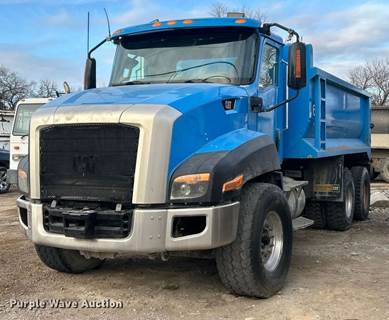 2014 Caterpillar CT660 Dump Truck