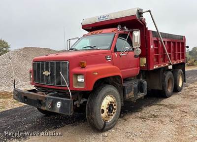 1997 Chevrolet C7500 Dump Truck