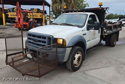 2007 Ford F450 Super Duty Dump Truck