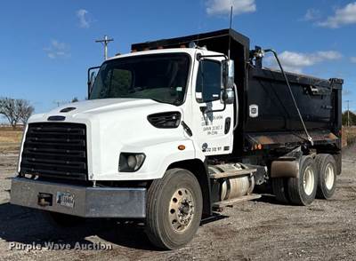 2014 Freightliner 114SD Dump Truck
