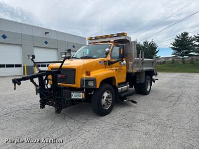 2005 GMC C8500 Dump Truck