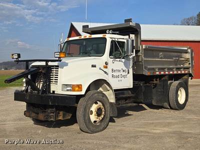 1999 International 4900 Dump Truck