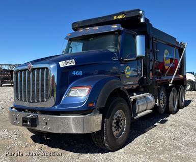 2023 International HX620 Dump Truck