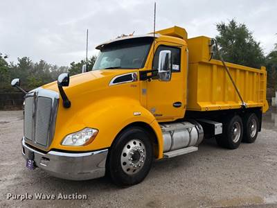 2021 Kenworth T680 Dump Truck