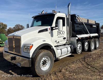 2019 Kenworth T880 Dump Truck