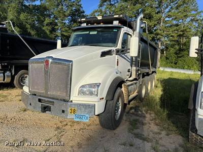 2025 Kenworth T880 Dump Truck