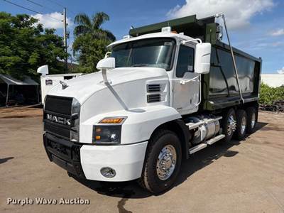2020 Mack Anthem Dump Truck
