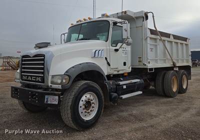 2009 Mack Granite Dump Truck