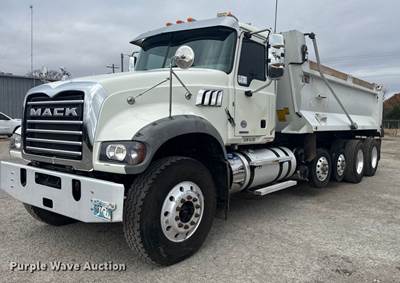 2019 Mack Granite Dump Truck