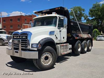 2019 Mack Granite Dump Truck