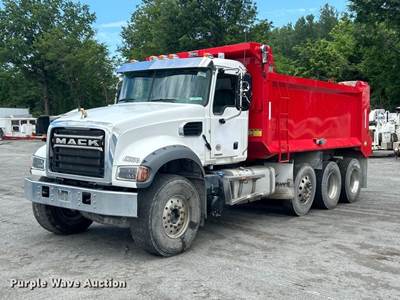 2025 Mack GR84F Dump Truck