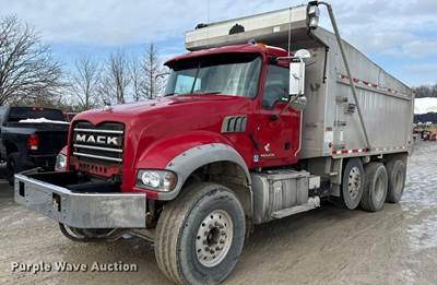 2015 Mack GU713 Dump Truck