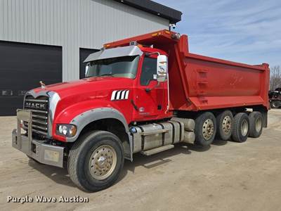 2018 Mack Granite GU713 Dump Truck