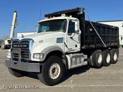 2018 Mack GU713 Dump Truck