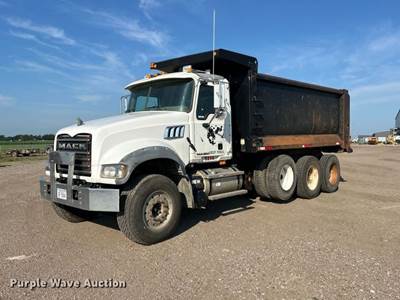 2008 Mack GU700 Dump Truck