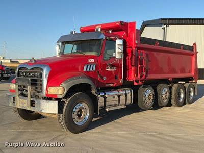 2018 Mack GU713 Dump Truck