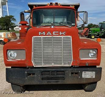 1985 Mack R686ST Dump Truck For Sale, 2,960 Hours | Meade, KS | OI9224 ...