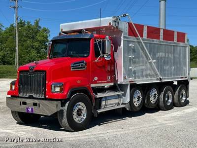 2020 Western Star 4700SF Dump Truck