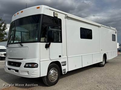 2005 Winnebago Mobile Command Center