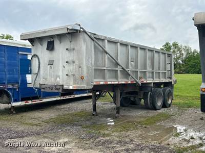 1995 East Manufacturing End Dump Trailer