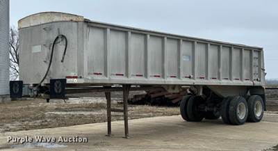 1980 Mate End Dump Trailer