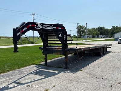2019 Coyote GN29HYD Hydraulic Tail Equipment Trailer