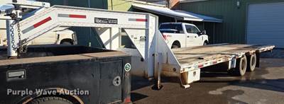 2017 East Texas Trailers Tilt Flat Bed Equipment Trailer