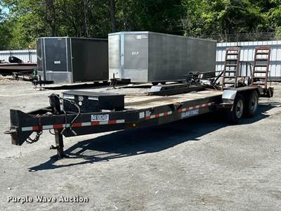 2015 Sure-Trac Equipment Trailer