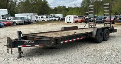 2001 Towmaster Equipment Trailer