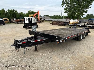 2010 Towmaster T-20 Equipment Trailer