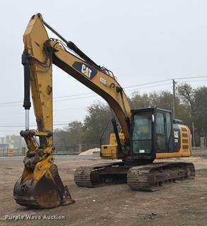 2015 Caterpillar 323F L Excavator