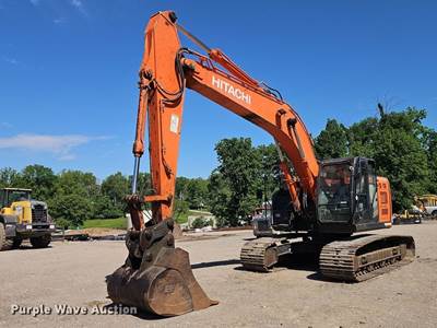 Hitachi 245USLC6N Hydraulic Excavators