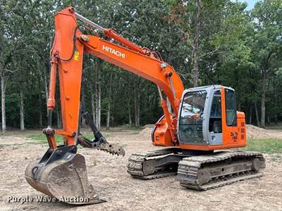 2006 Hitachi Zaxis 135US Excavator