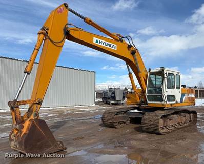 1991 Hyundai R200LC Excavator