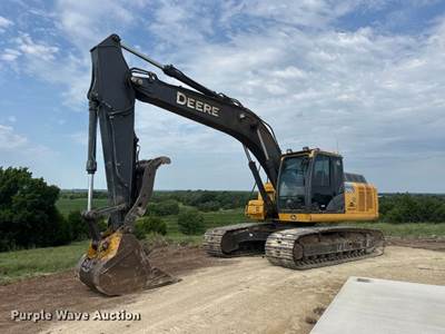 2014 John Deere 210G LC Excavator