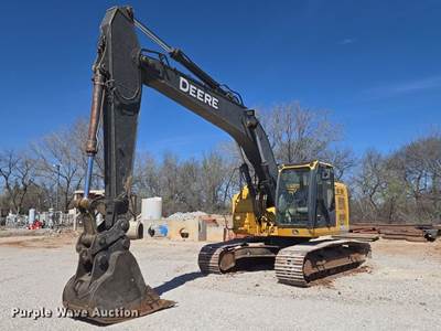 2015 John Deere 245G LC Excavator