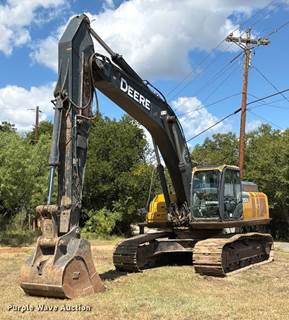 2018 John Deere 350G Excavator