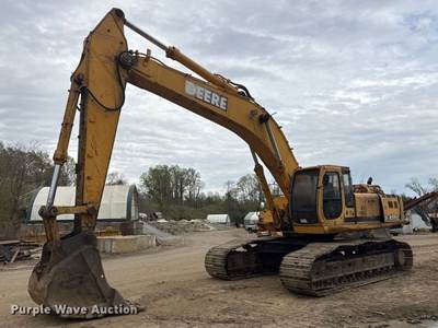 1999 John Deere 450LC Excavator