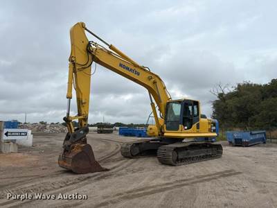 2006 Komatsu PC220LC-8 Excavator