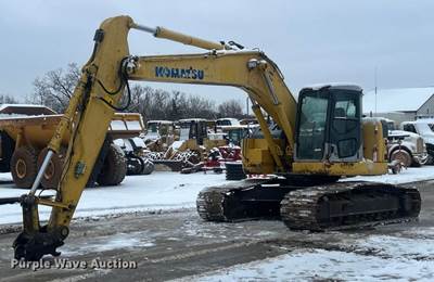 2005 Komatsu PC228USLC-3 Excavator