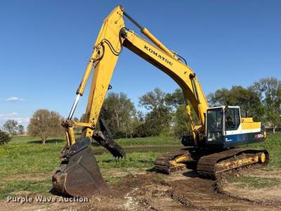 1990 Komatsu PC300LC-5 Excavator