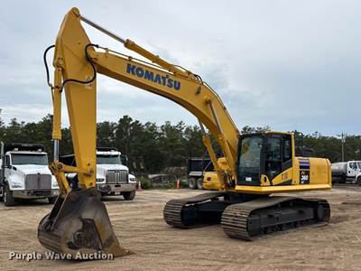 2013 Komatsu PC360LC–10 Excavator